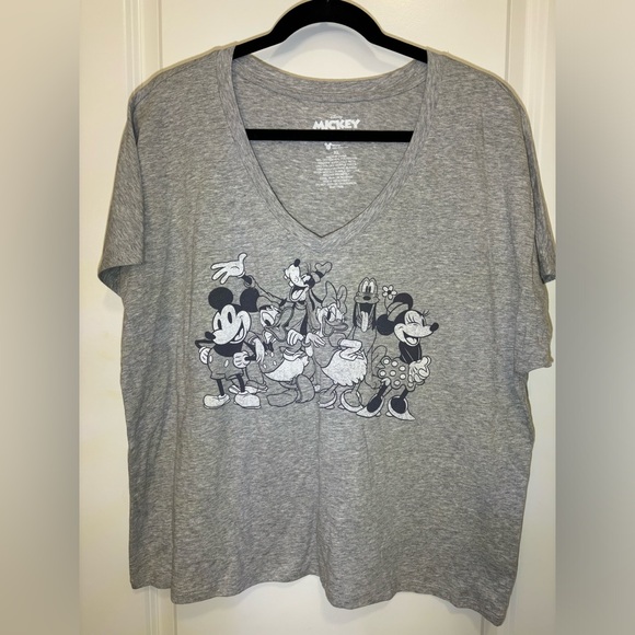 Mickey and Friends XL Womens Heathered Grey VNeck Tshirt Retro Comfy Disney - Picture 1 of 15